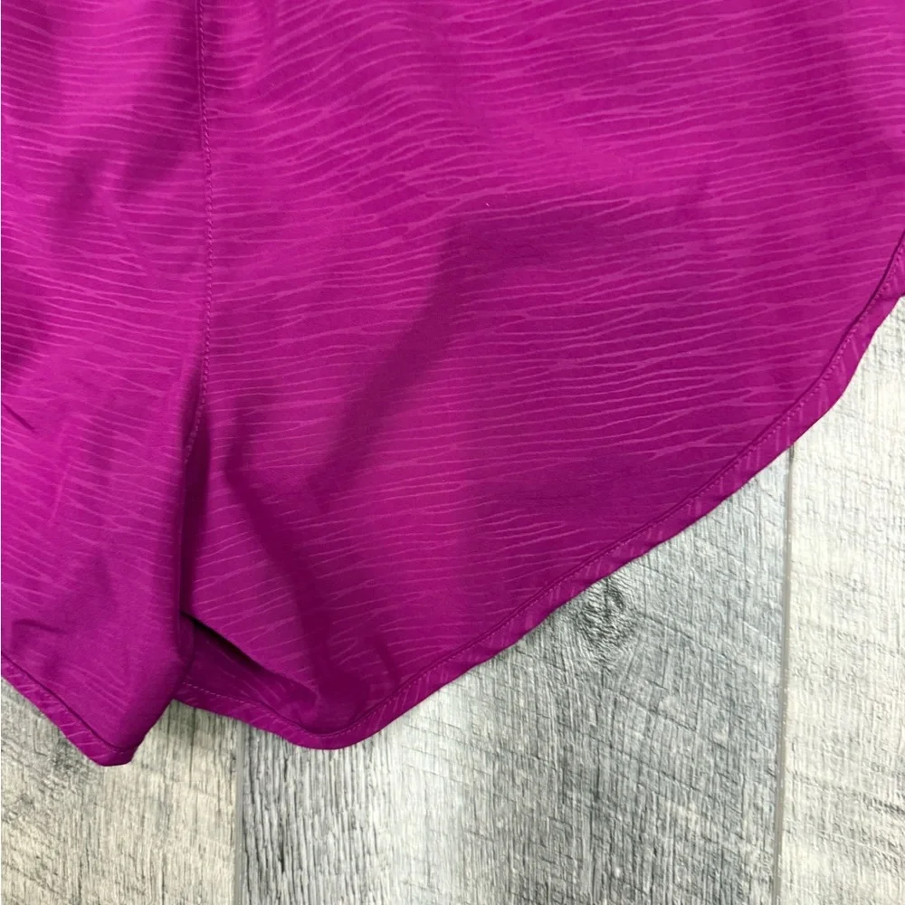 Nike‎ Magenta Shorts